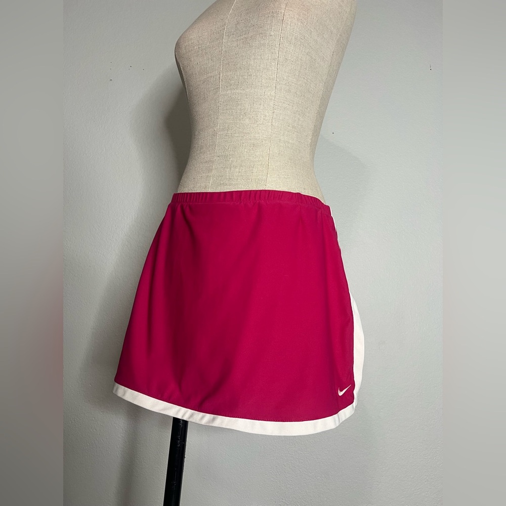 Nike Dri-FIT Pink Athletic Skort with Built-In Shorts - Size Large